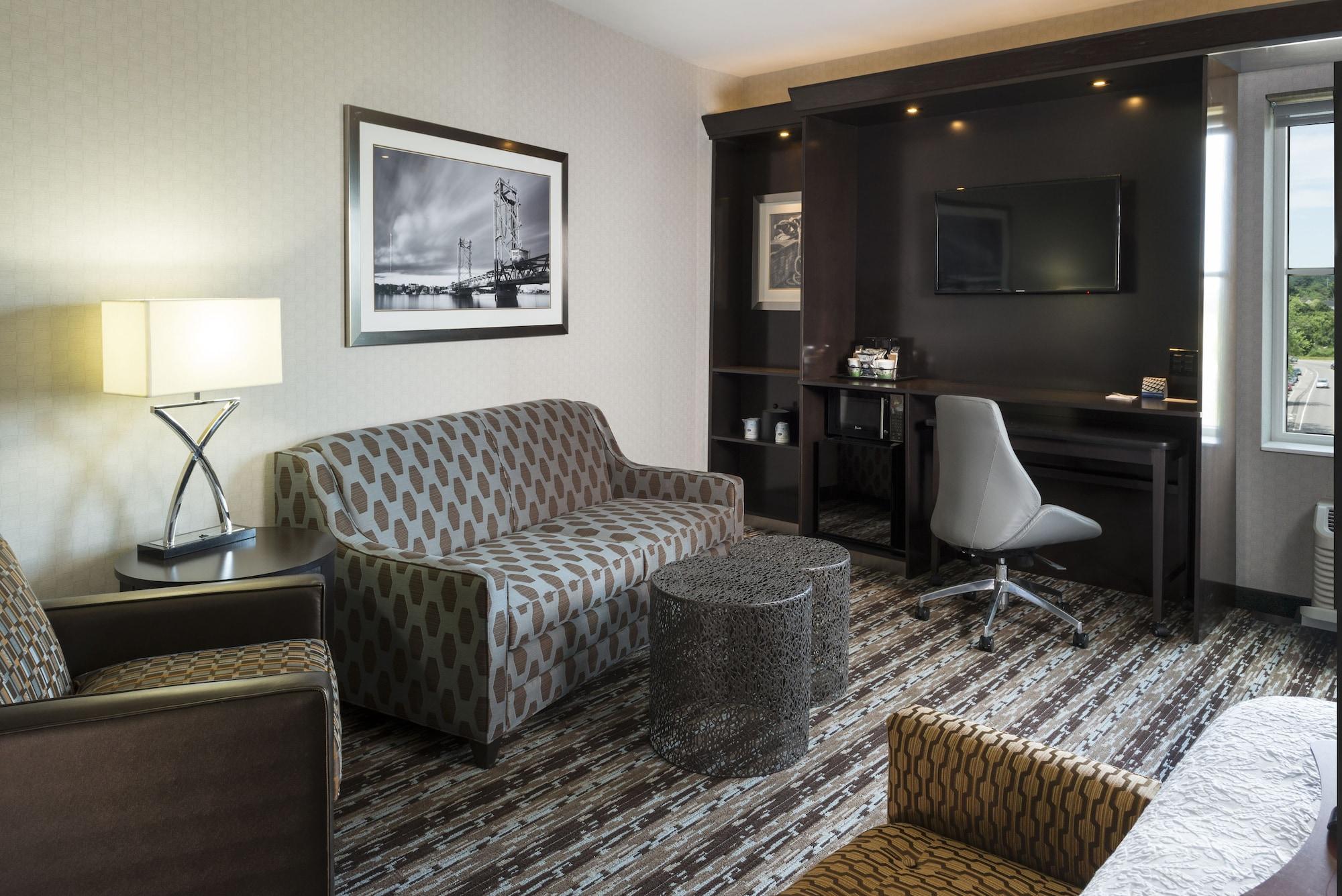 Hampton Inn & Suites Portsmouth Downtown Esterno foto
