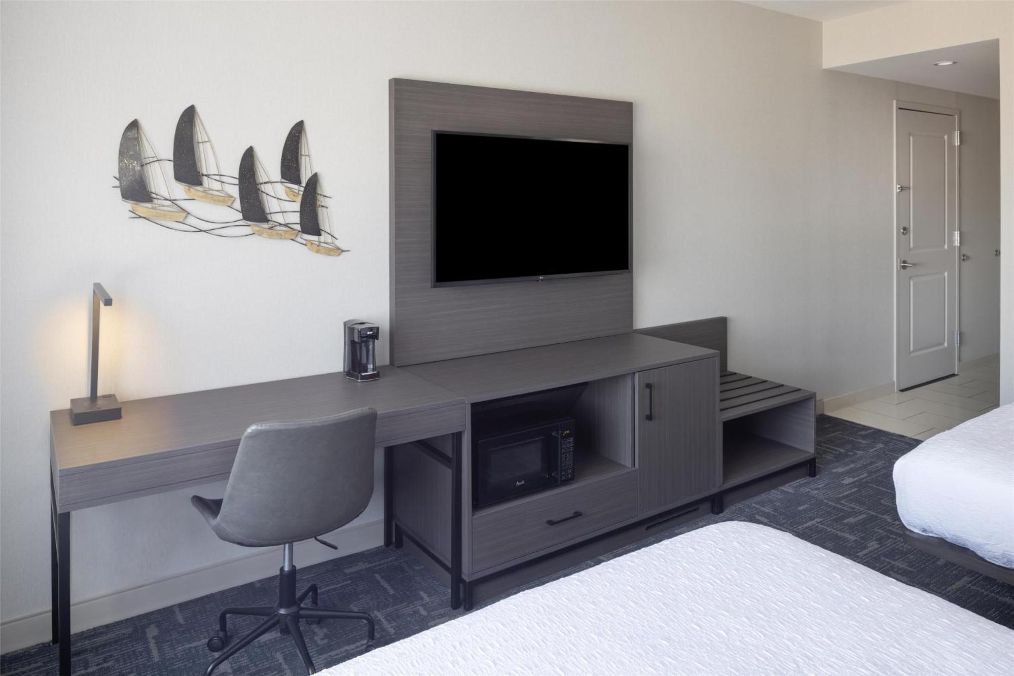 Hampton Inn & Suites Portsmouth Downtown Esterno foto