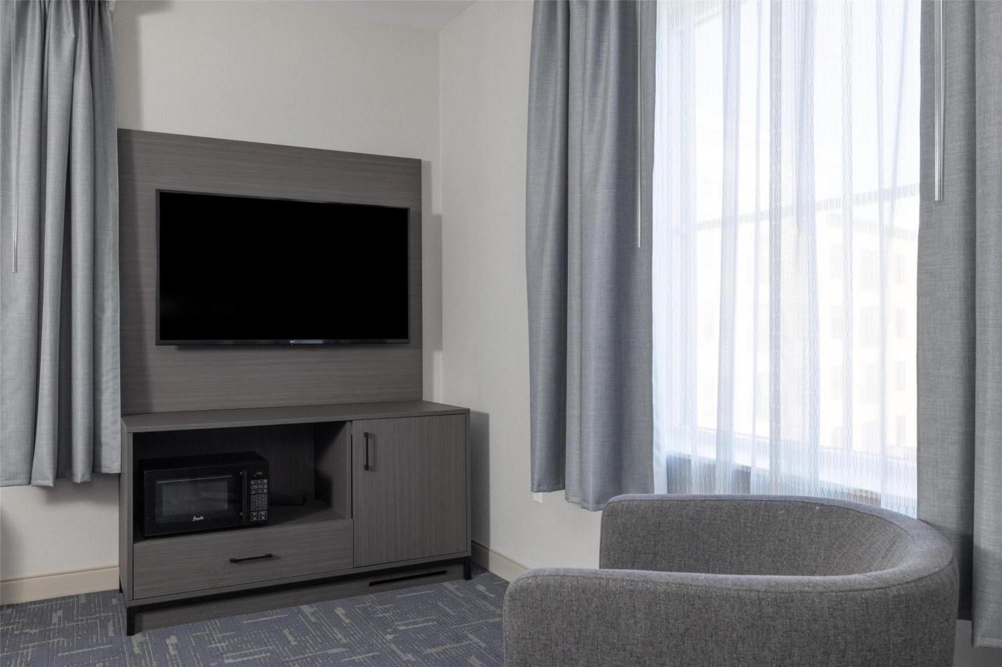 Hampton Inn & Suites Portsmouth Downtown Esterno foto